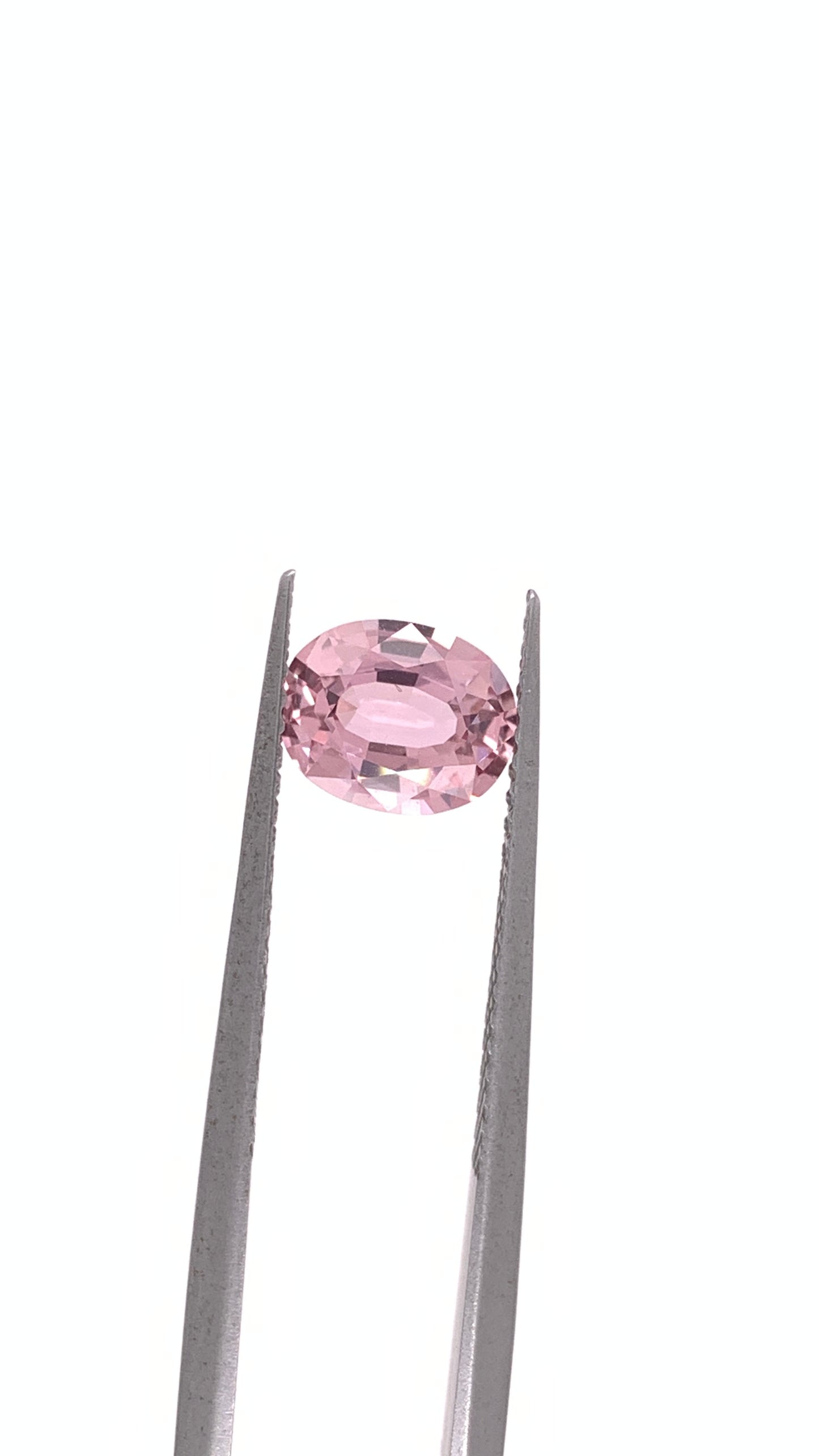 Pink Sapphire — 1.37ct Oval | 7.50 x 6.00mm | Madagascar | Unheated