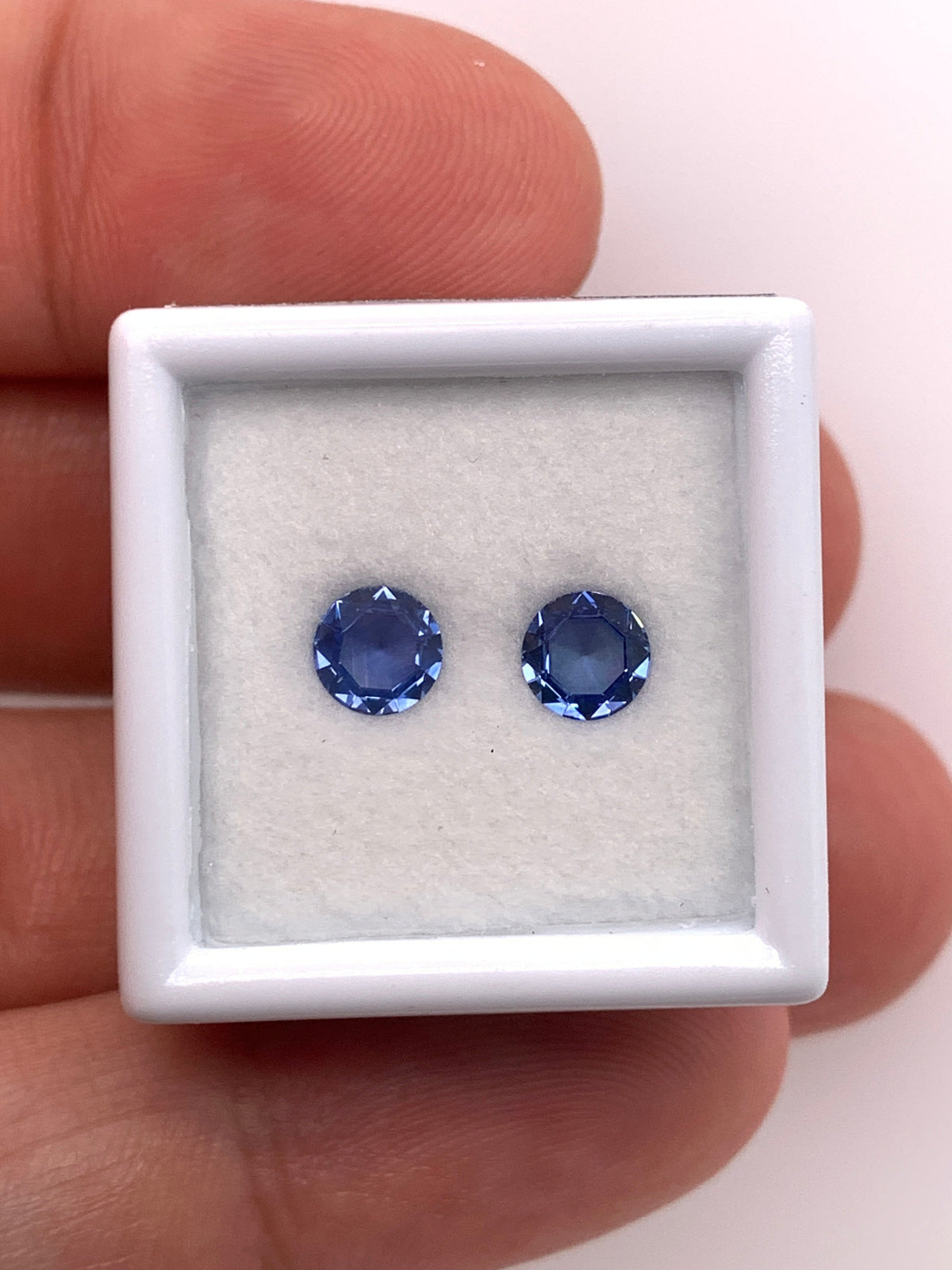 Blue Sapphire — 2pcs Rose Cut | 0.96ct total | 5.00mm | Sri Lanka | Heated