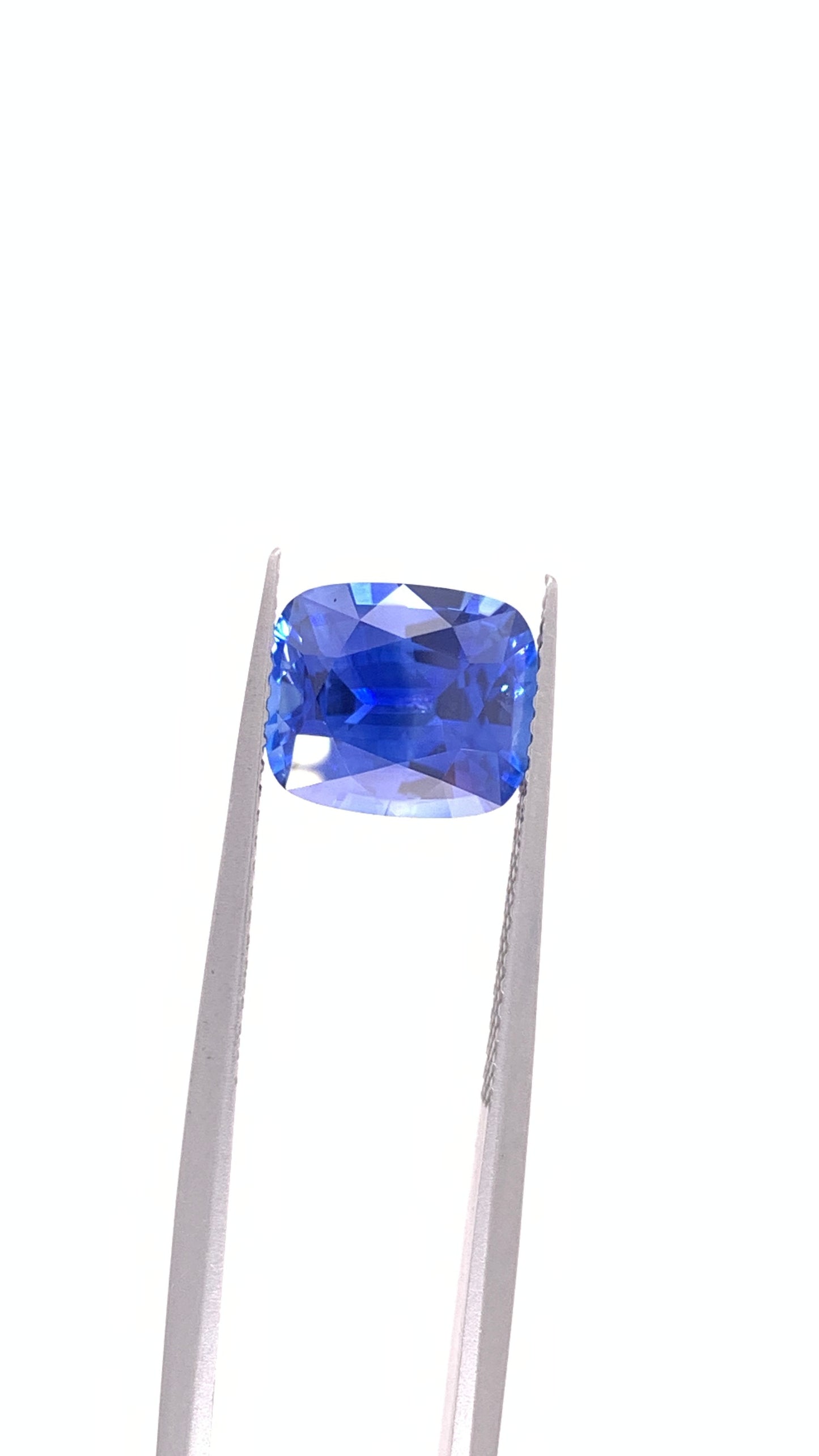 Blue Sapphire — 3.2ct Cushion | 9.50 x 8.00mm | Sri Lanka | Heated