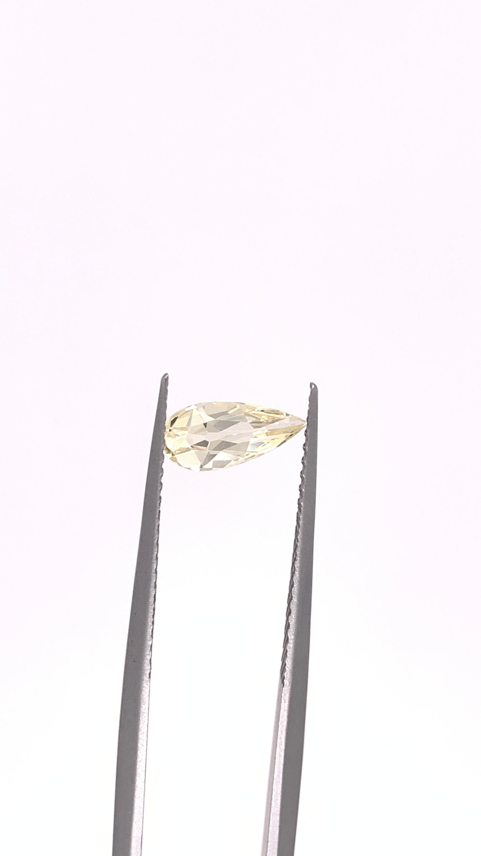 Yellow Sapphire — 0.7ct Antique Pear | 8.70 x 4.05mm | Sri Lanka | Heated