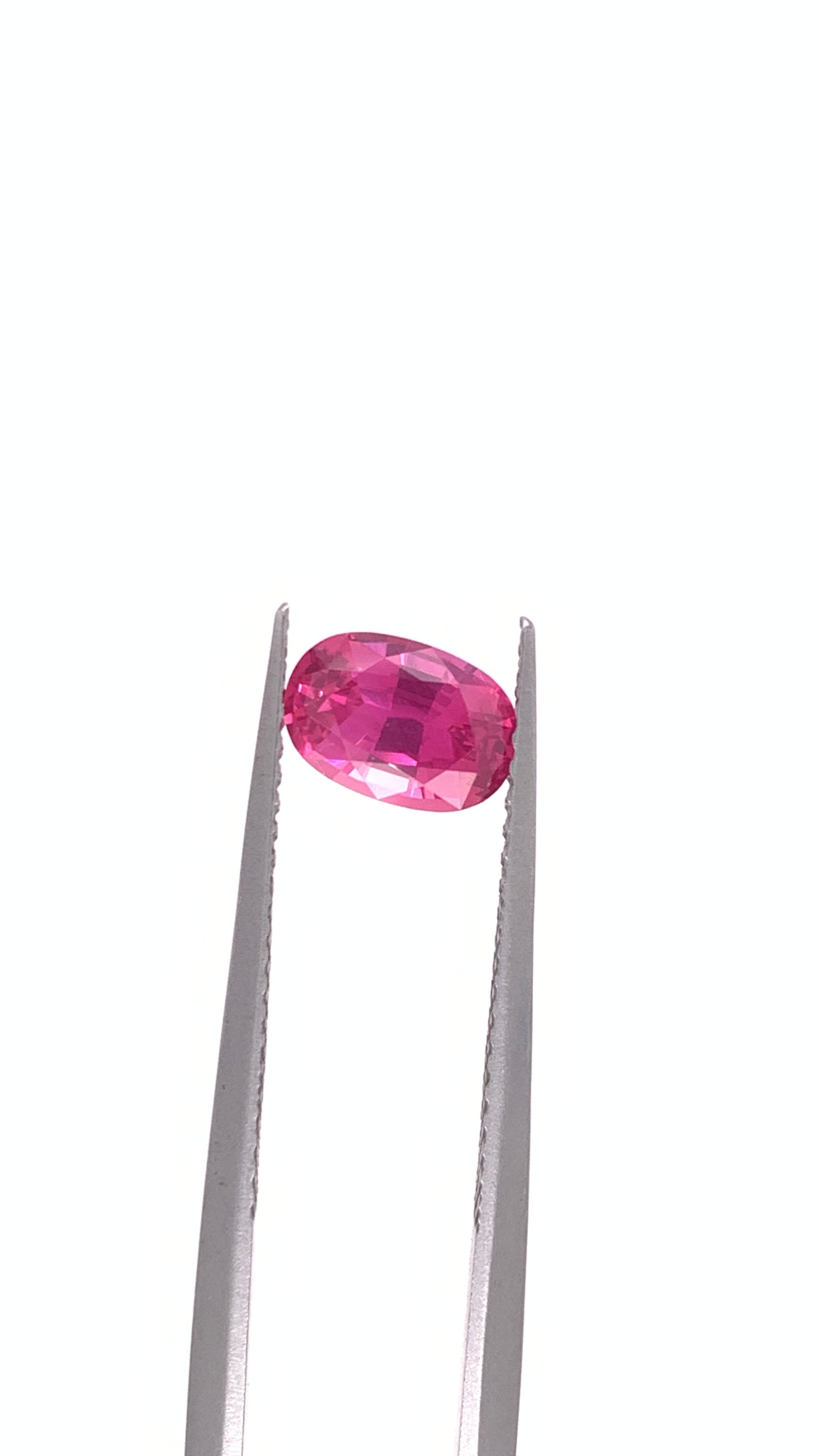 Pink Sapphire — 1.07ct Oval | 7.17 x 4.90mm | Mozambique | Heated
