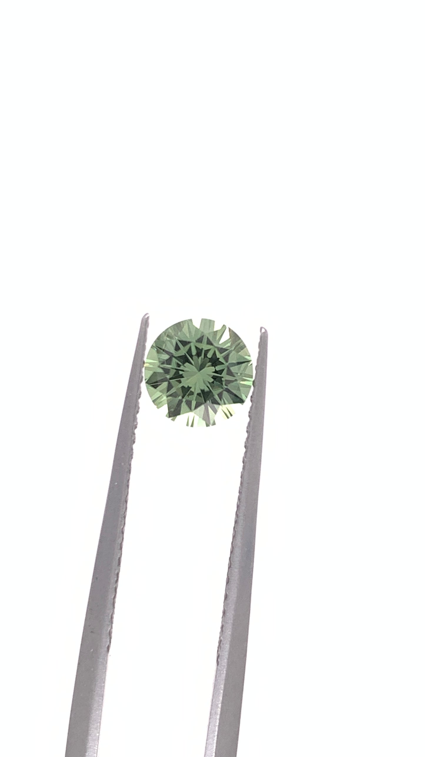 Green Sapphire — 0.94ct RBC | 5.9mm | Tanzania | Heated