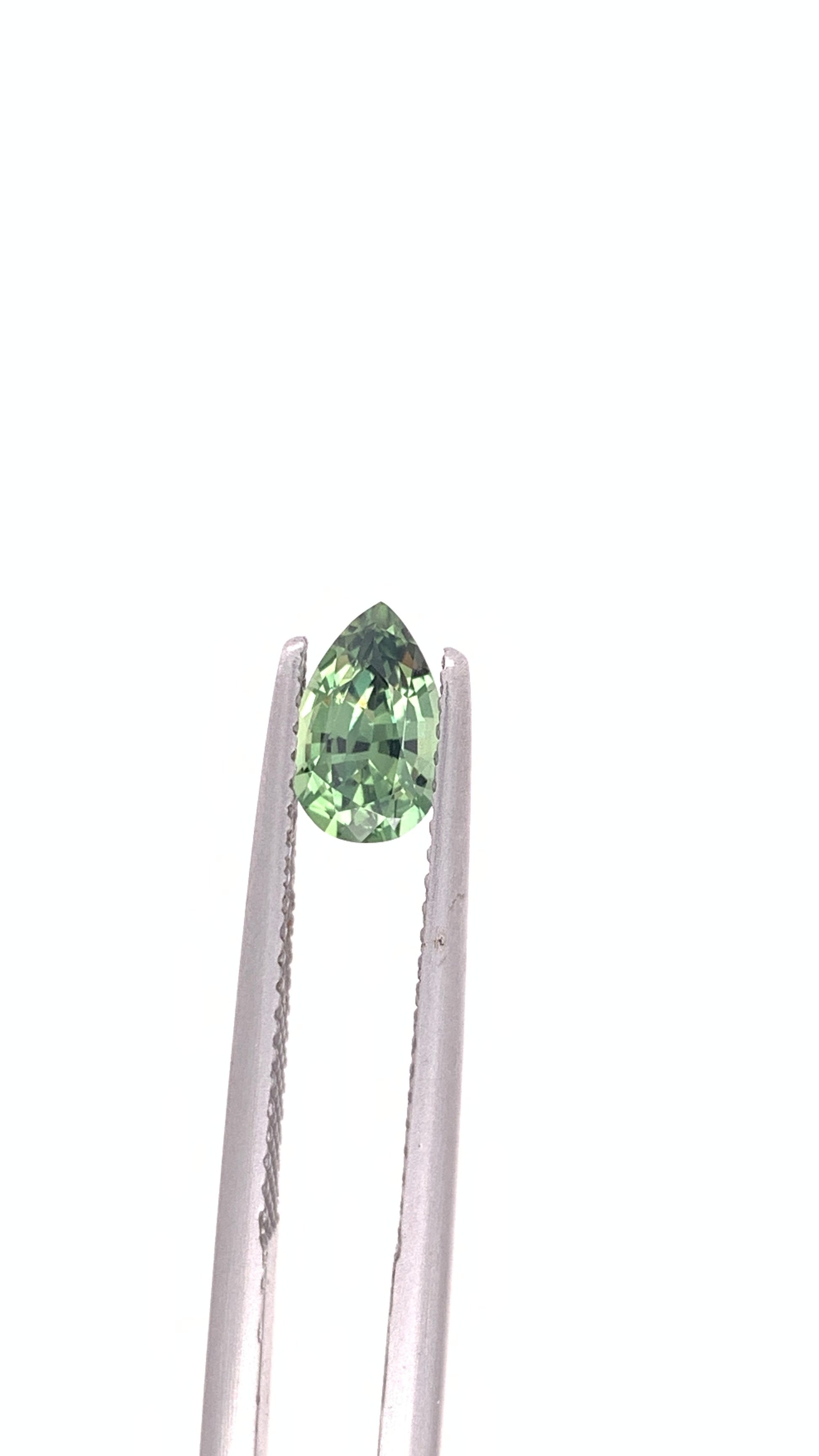 Green Sapphire — 1.01ct Pear | 7.60 x 4.90mm | Tanzania | Heated