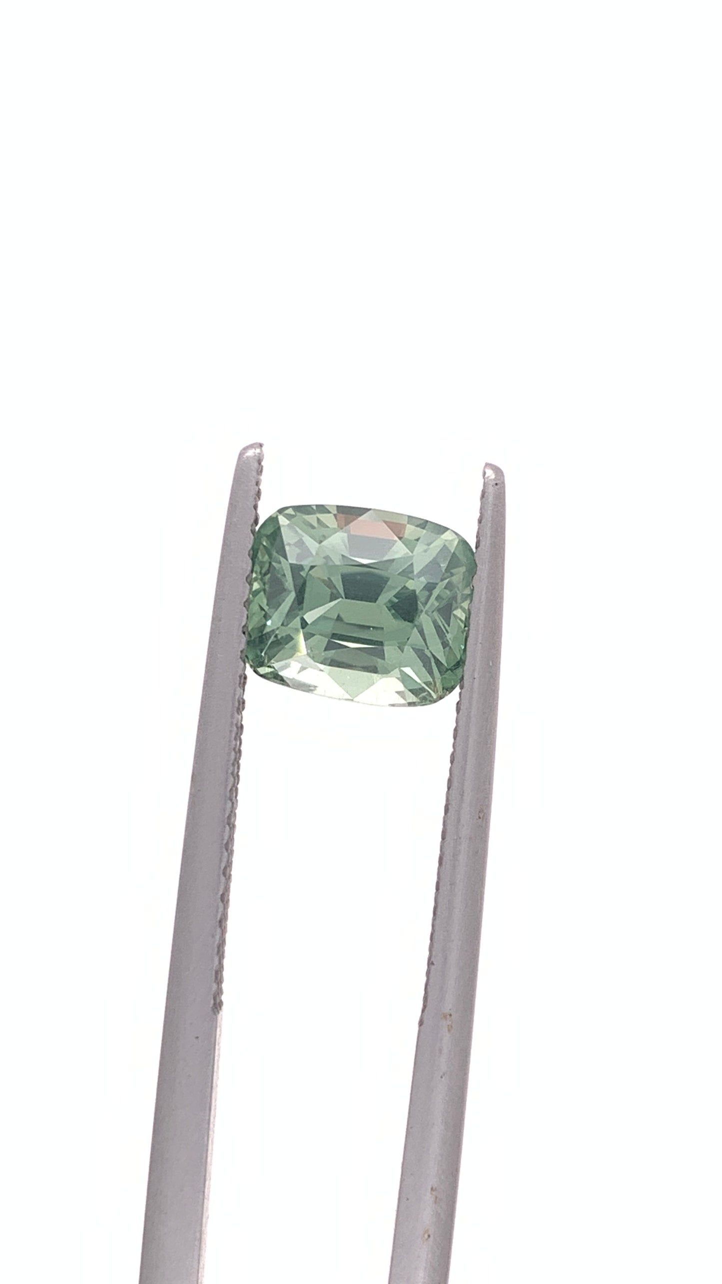 Green Sapphire — 3.08ct Cushion | 8.00 x 6.00mm | Sri Lanka | Heated