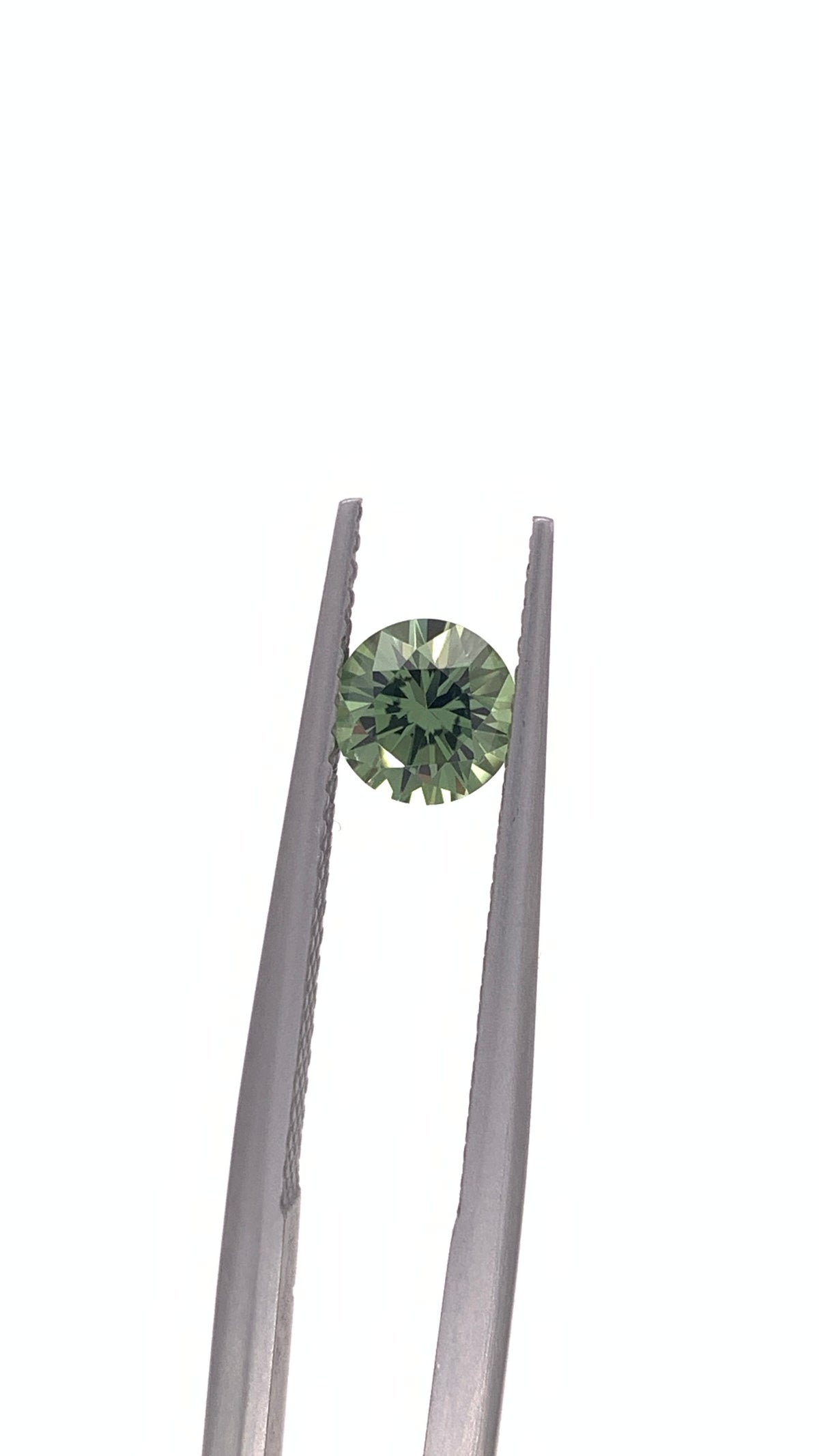 Green Sapphire — 0.78ct Round Brilliant Cut | 5.50mm | Tanzania | Heated