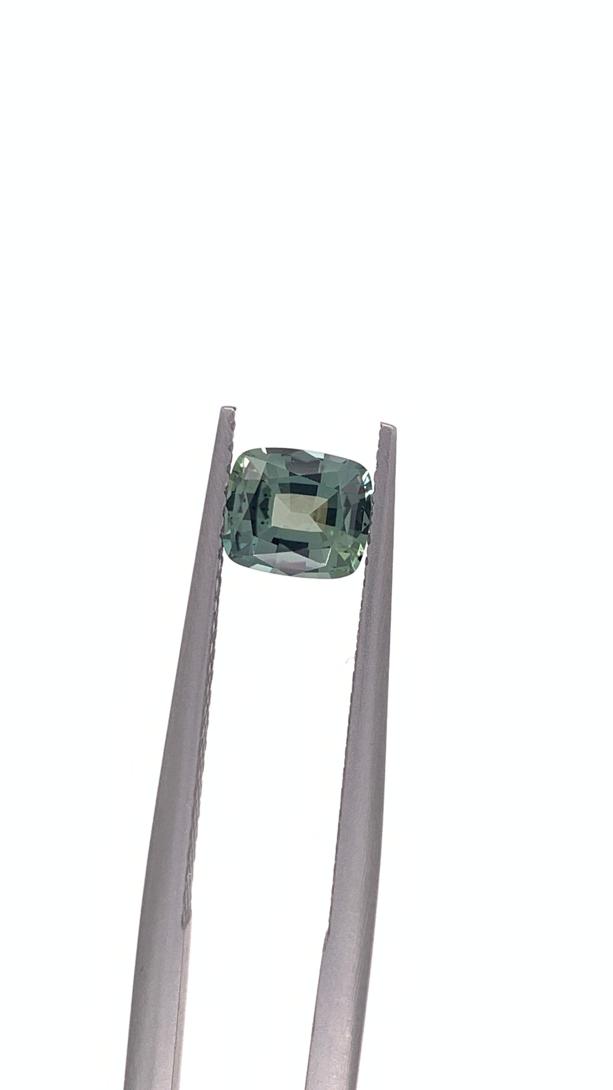 Green Sapphire — 0.90ct Cushion | 5.90 x 5.10mm | Tanzania | Heated