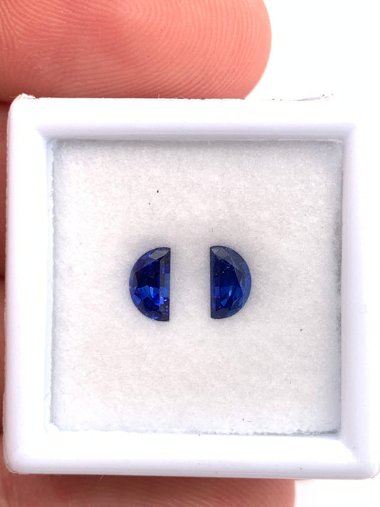 Blue Sapphire — 2pcs Half Moon | 0.64ct total | 5.50 x 3.00mm | Sri Lanka | Heated