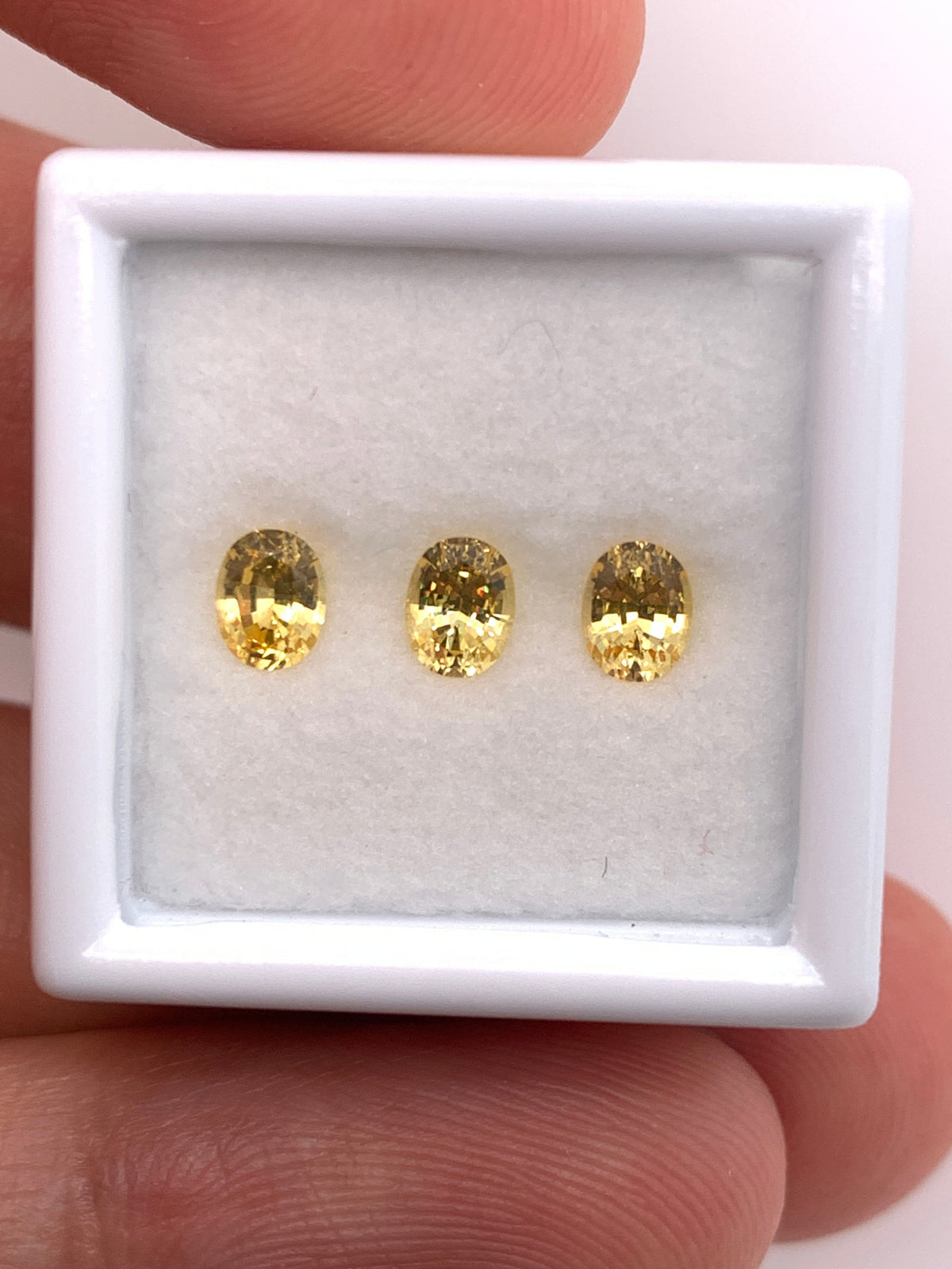 Yellow Sapphire — 3pcs Oval | 0.96ct total | 4.50 x 3.50mm | Sri Lanka | Heated