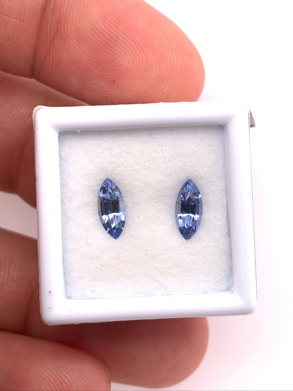 Blue Sapphire — 2pcs Marquise | 1.07ct total | 8.00 x 3.50mm | Madagascar | Heated