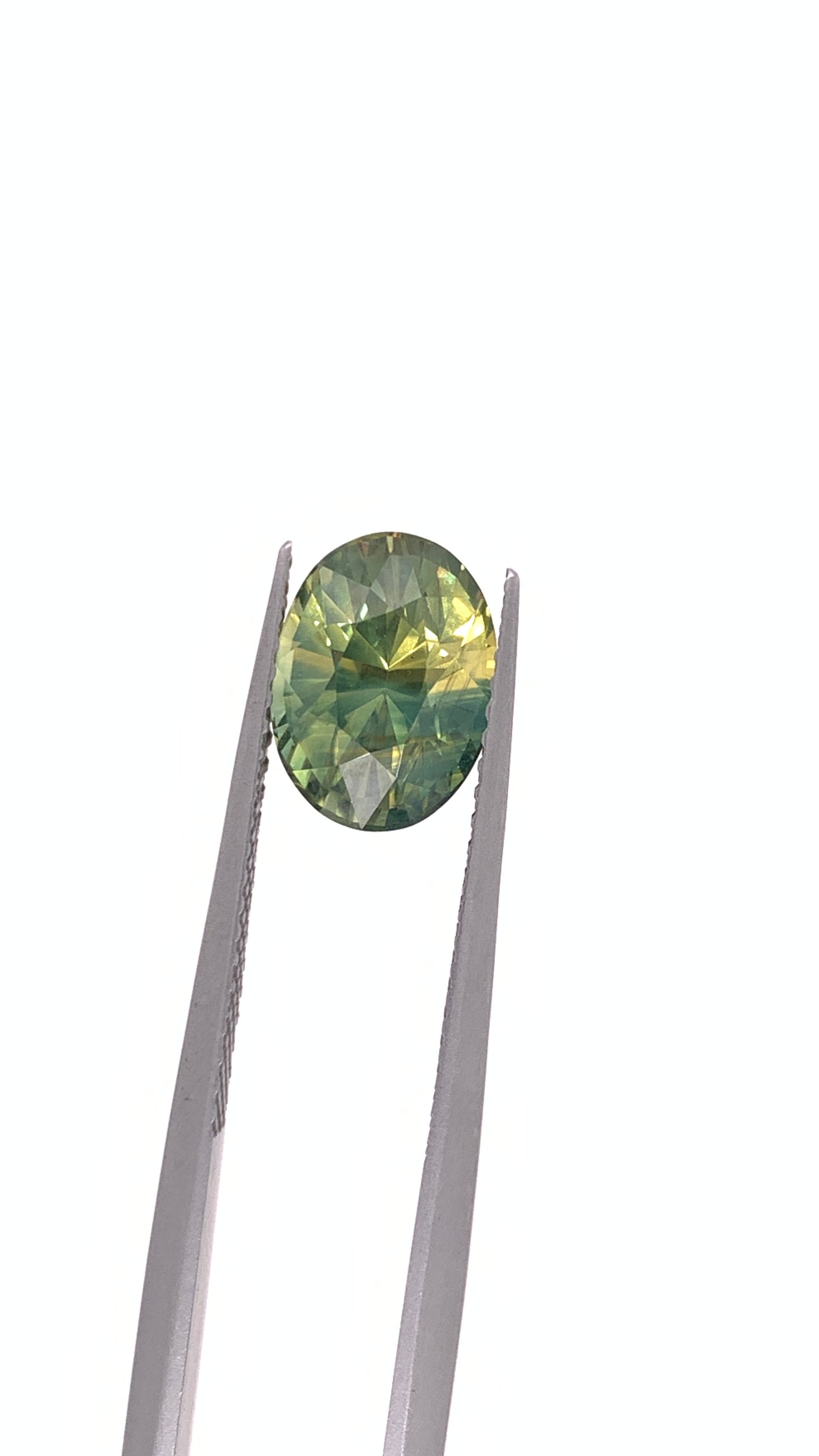 Green Sapphire — 3.22ct Oval | 9.30 x 6.95mm | Madagascar | Heated