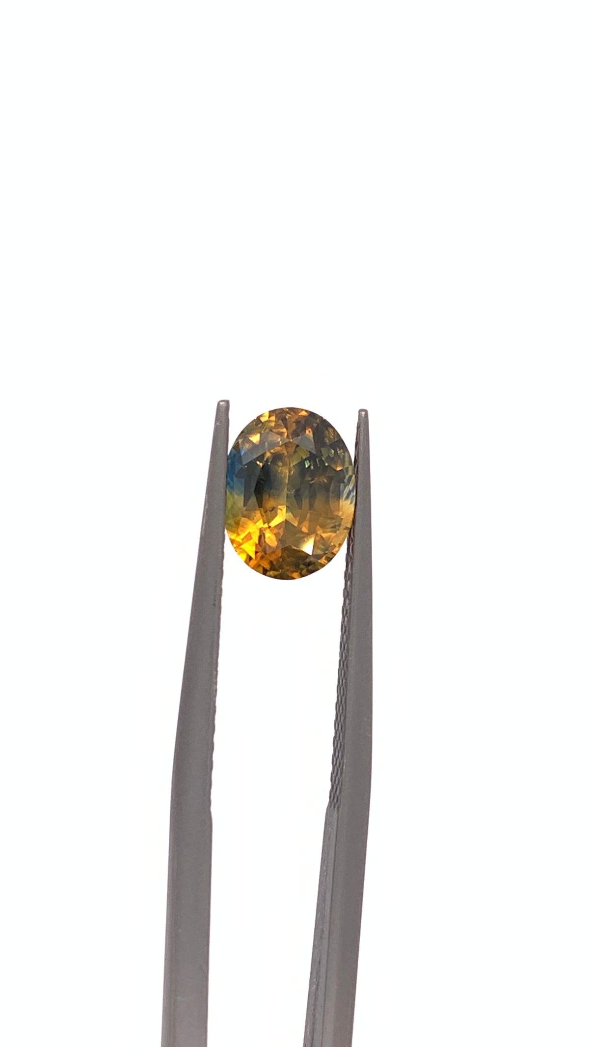 Bicolour Sapphire — 1.98ct Oval | 8.30 x 6.40mm | Sri Lanka | Heated