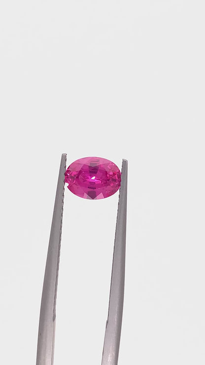 Pink Sapphire — 0.95ct Oval | 7.10x5.35mm | Mozambique | Heated