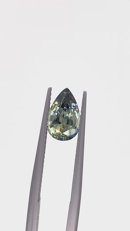 Bicolour Sapphire — 1.99ct Pear | 9.80 x 6.30mm | Sri Lanka | Heated
