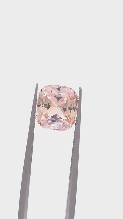 Peach Sapphire — 3.93ct Radiant | 8.90 x 8.40mm | Sri Lanka | Unheated