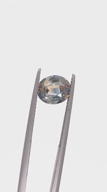 Orange Sapphire — 3.03ct Oval | 8.80 x 7.40mm | Madagascar | Heated